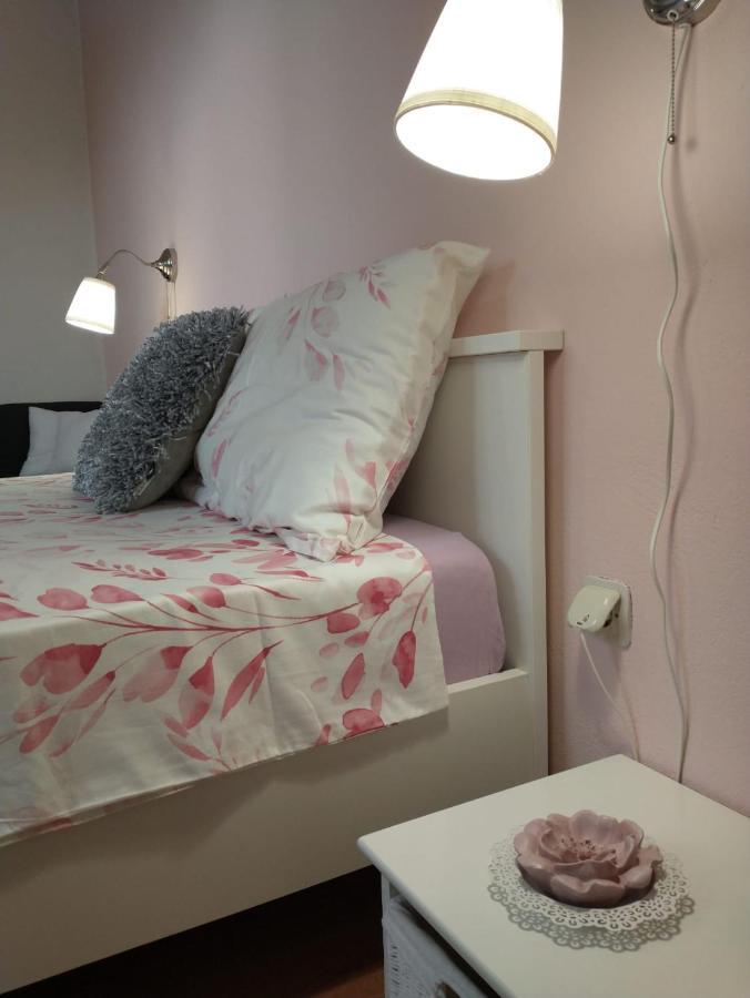 Apartment Zora - Guest House Огулин Екстериор снимка